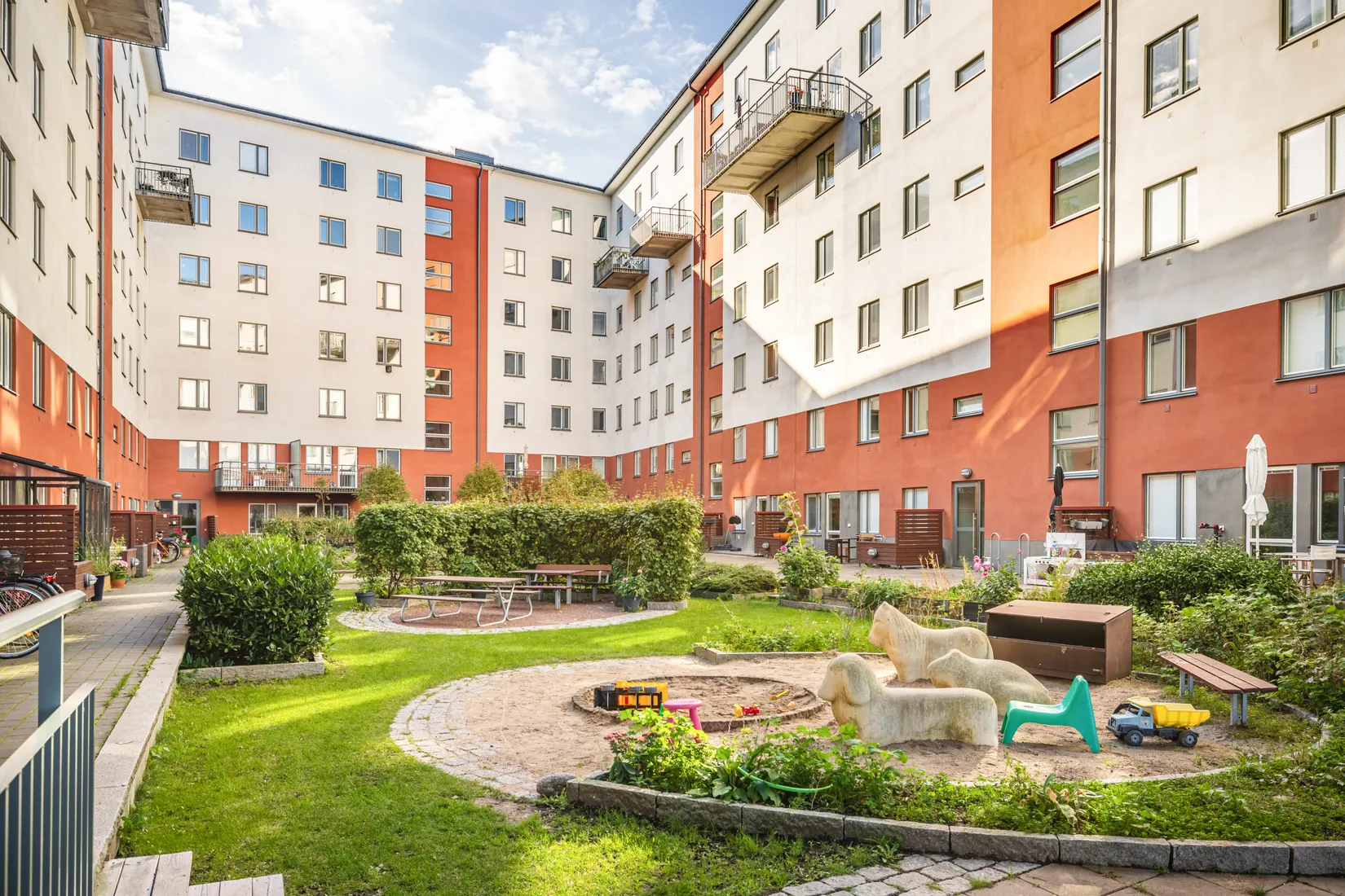 Bostadsrätt, Vingårdsgatan 7, 1 tr!, Liljeholmskajen, Stockholm