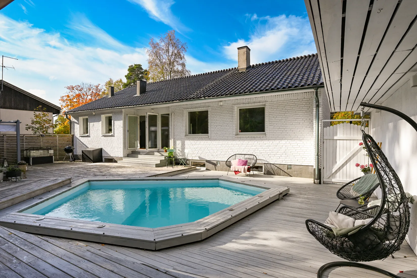 Villa, Julivägen 5, Trollbäcken, Tyresö