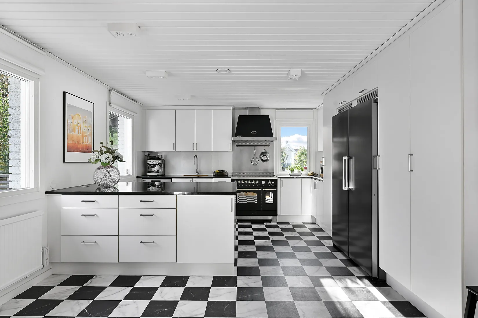 Villa, Julivägen 5, Trollbäcken, Tyresö