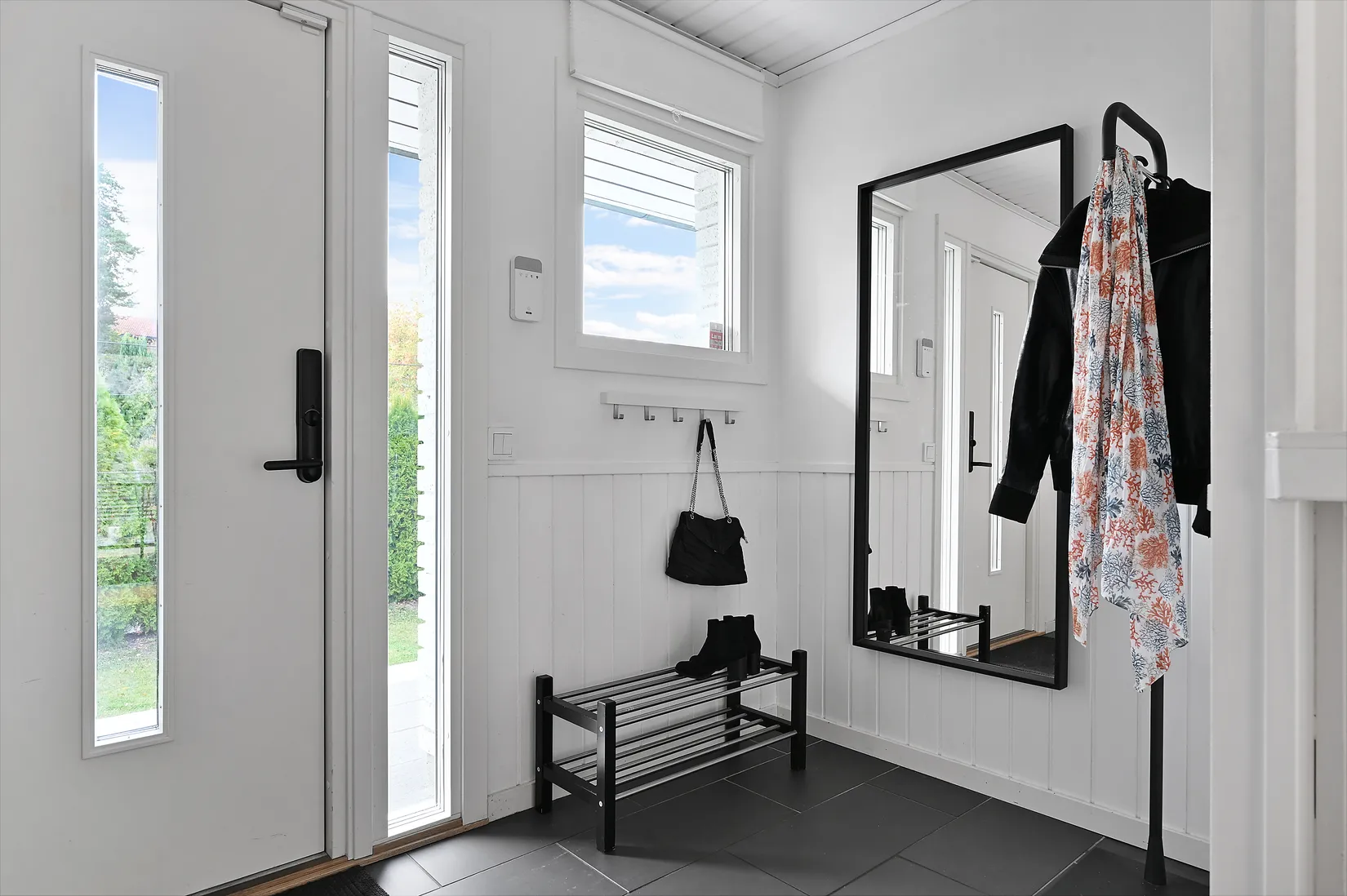 Villa, Julivägen 5, Trollbäcken, Tyresö