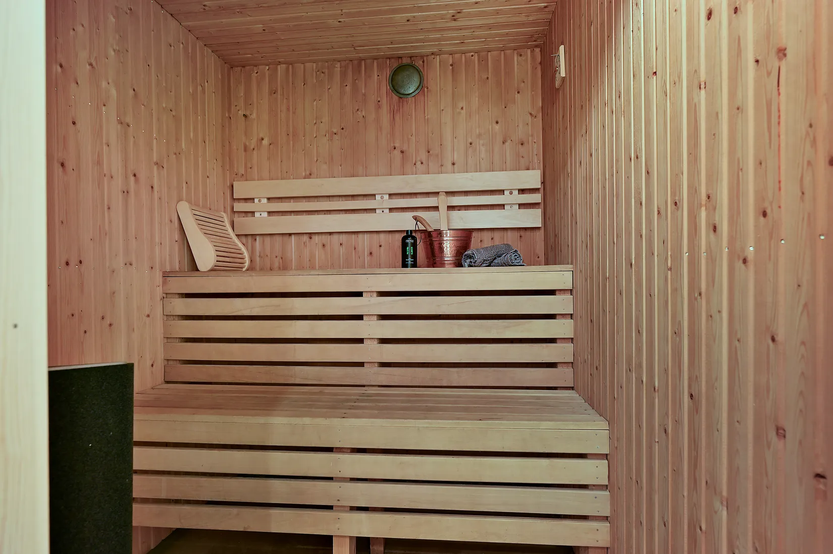 Villa, Julivägen 5, Trollbäcken, Tyresö