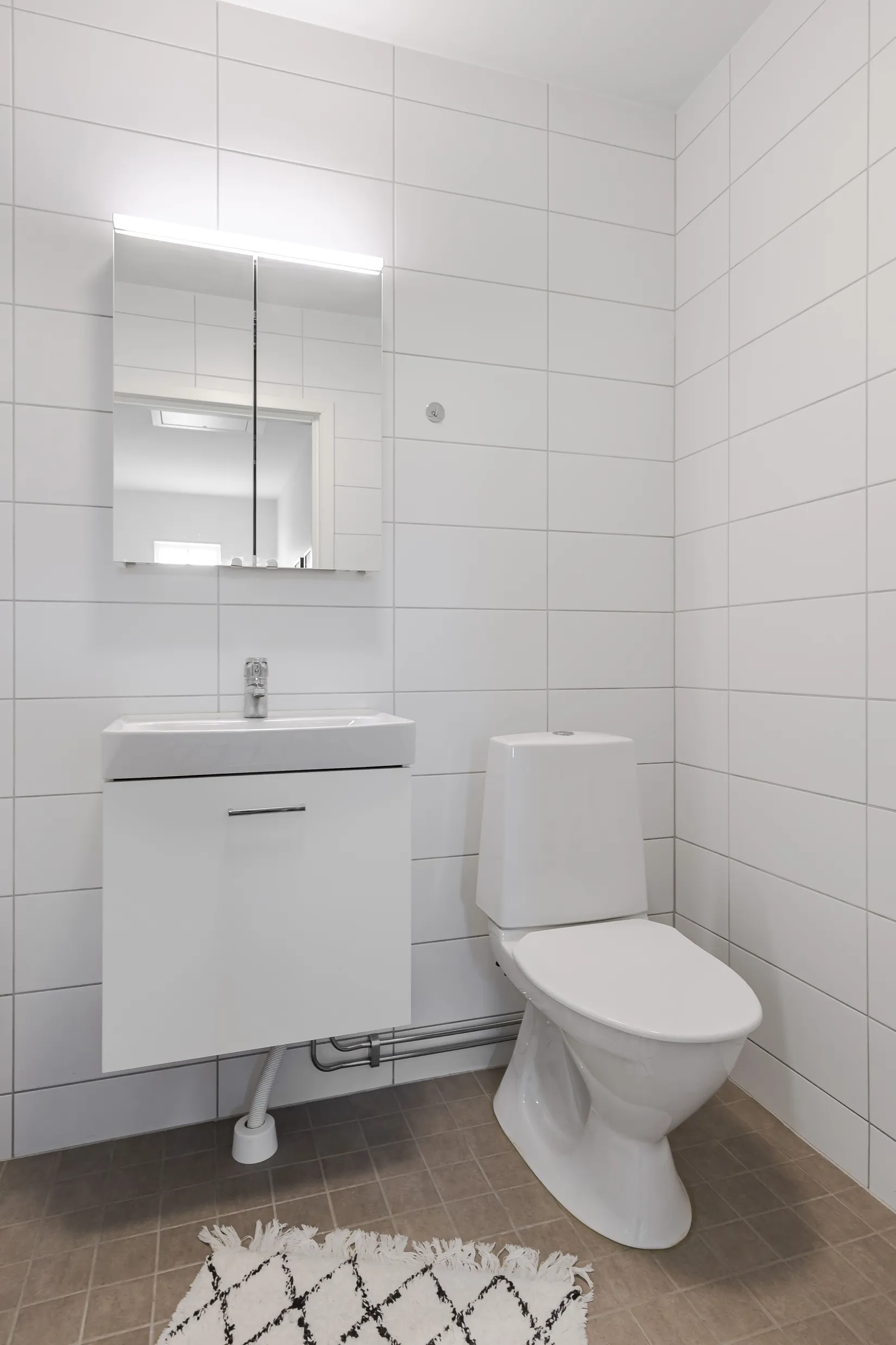 Radhus, Blåhallonvägen 28A, Tosterö - Stavlund, Strängnäs
