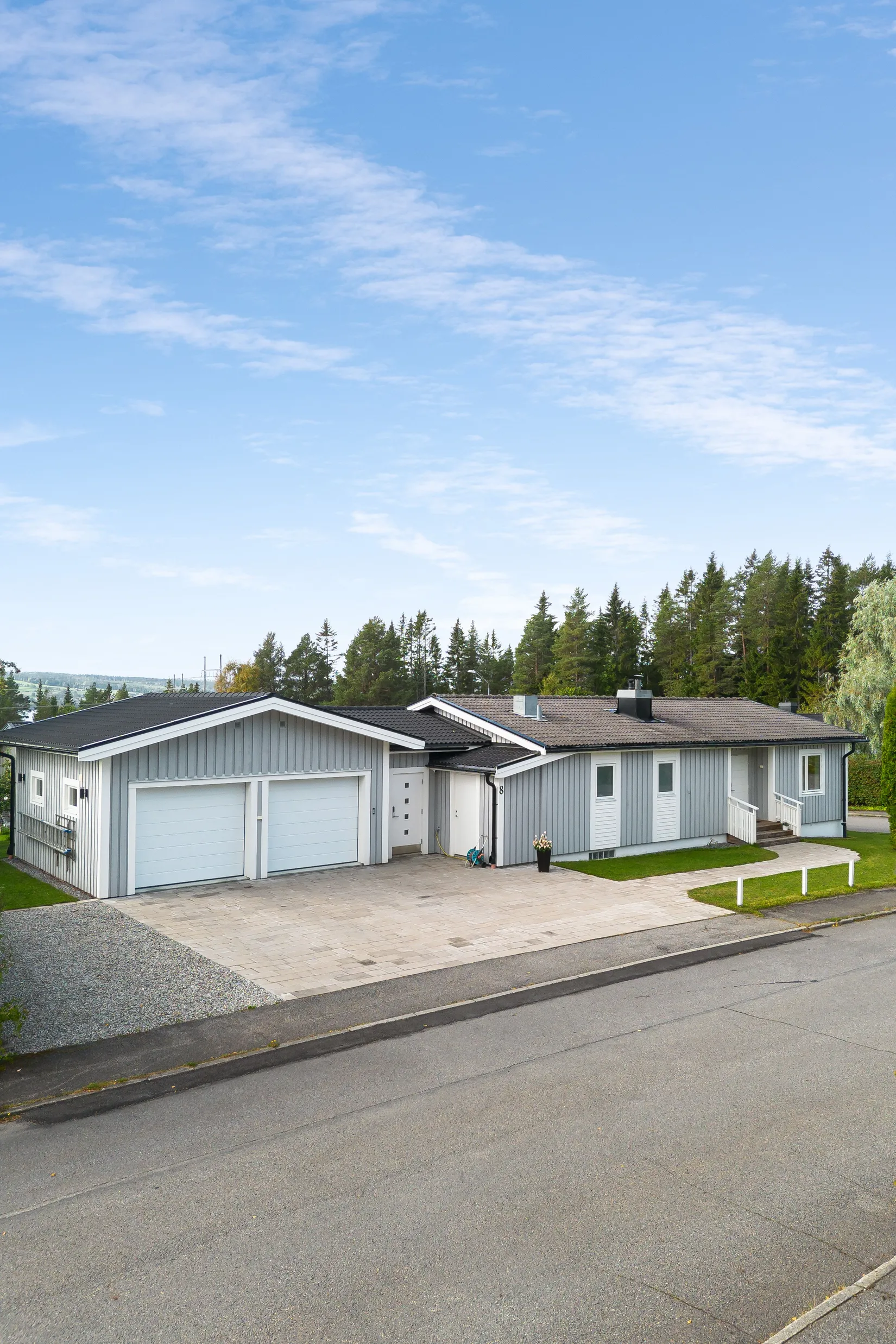 Villa, Mittgången 8, Odensala, Östersund