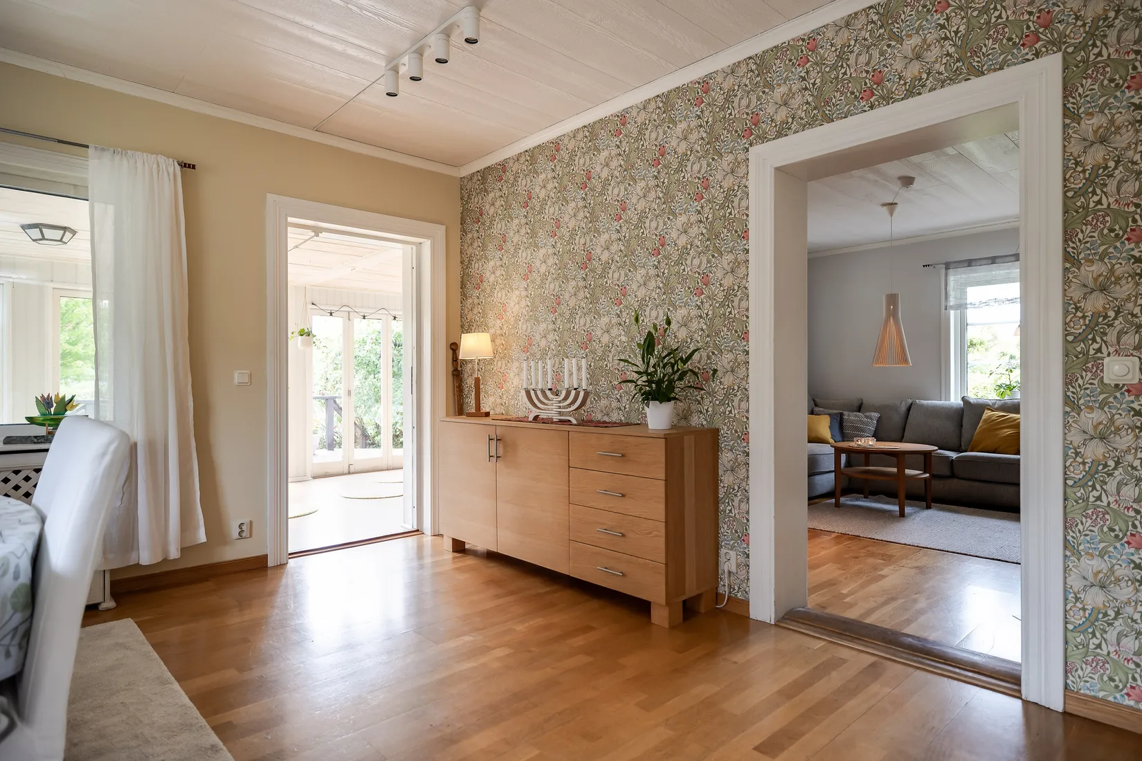 Villa, Tjädervägen 2, Älvtomta, Örebro