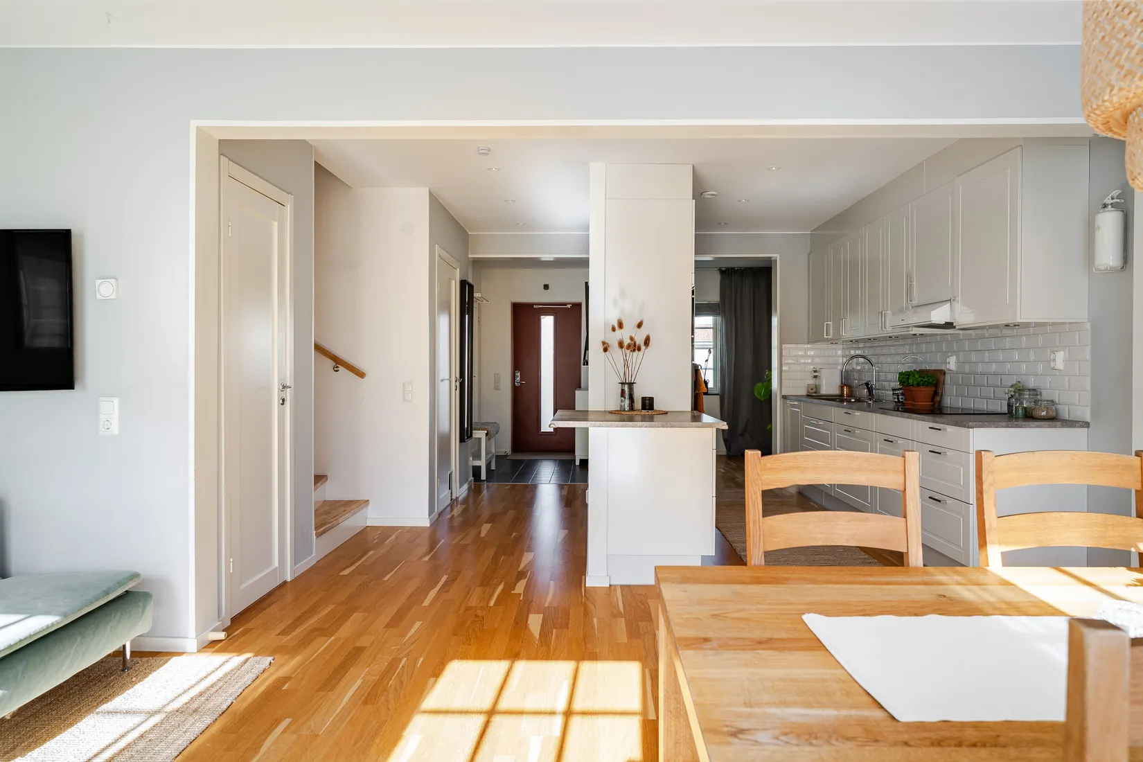 Bostadsrätt, Järnvägsgatan 27, Centralt, Gnesta