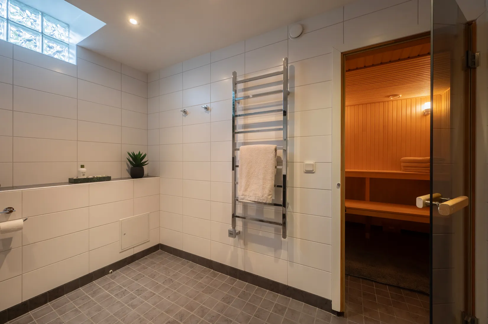 Villa, Rosendalsvägen 19B, Fullersta, Huddinge