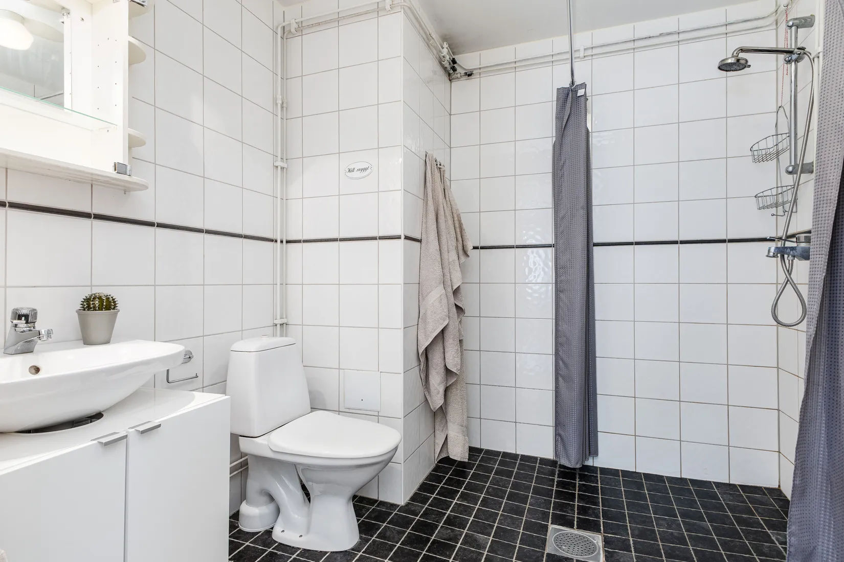 Bostadsrätt, Kyrkogatan 17, Centrum, Enköping