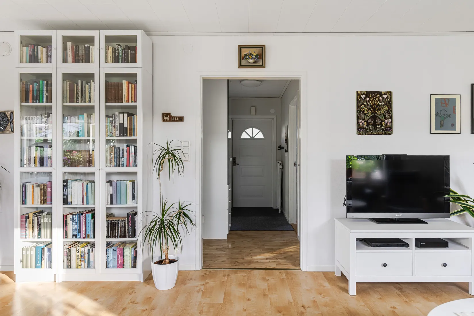 Villa, Hällkistgatan 16, Svartbäcken, Uppsala