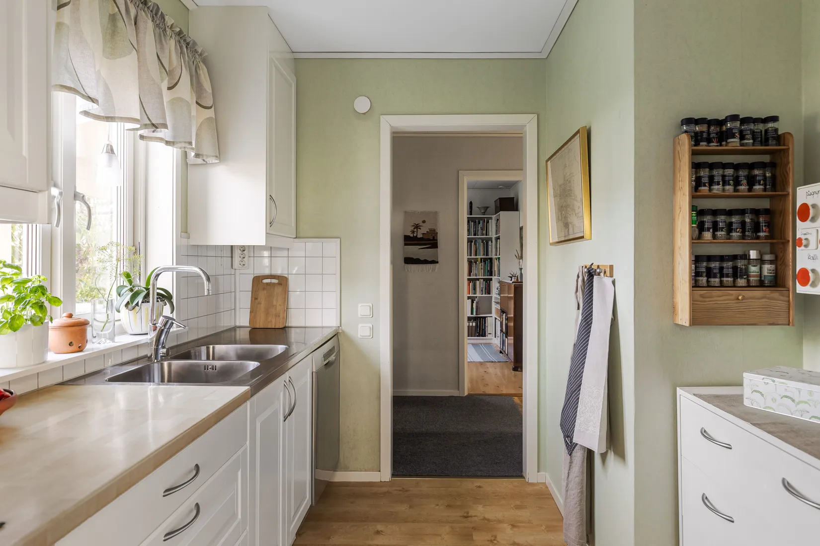 Villa, Hällkistgatan 16, Svartbäcken, Uppsala