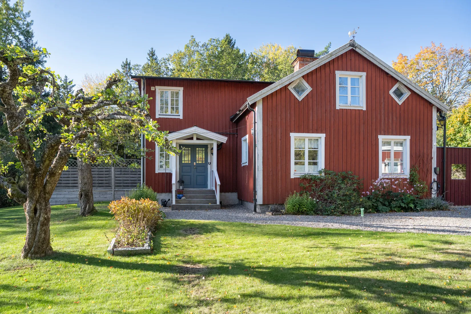 Villa, Ebbalund 1, Slottsbrinken, Strängnäs