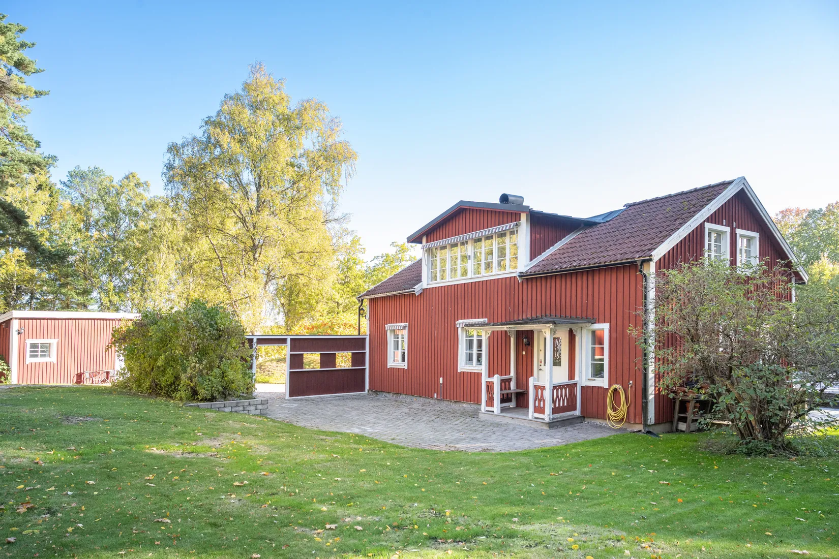 Villa, Ebbalund 1, Slottsbrinken, Strängnäs