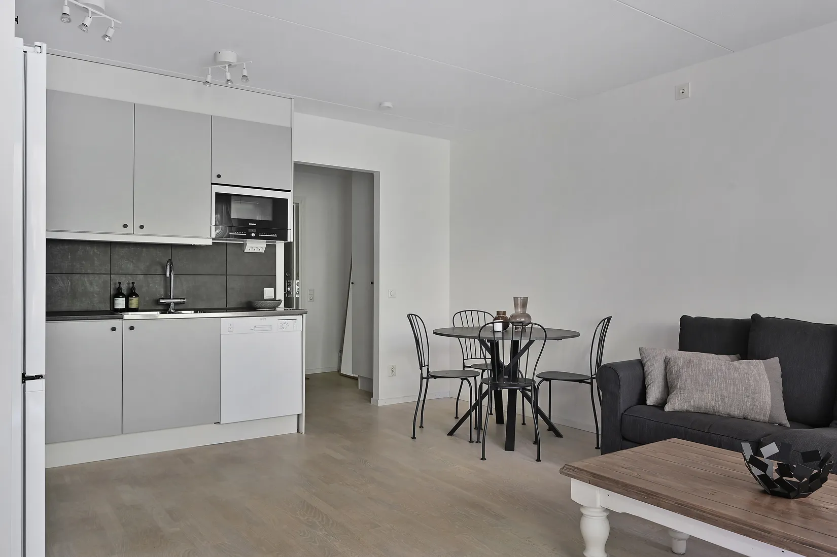 Bostadsrätt, Ågesta broväg 54, Farsta Strand, Stockholm