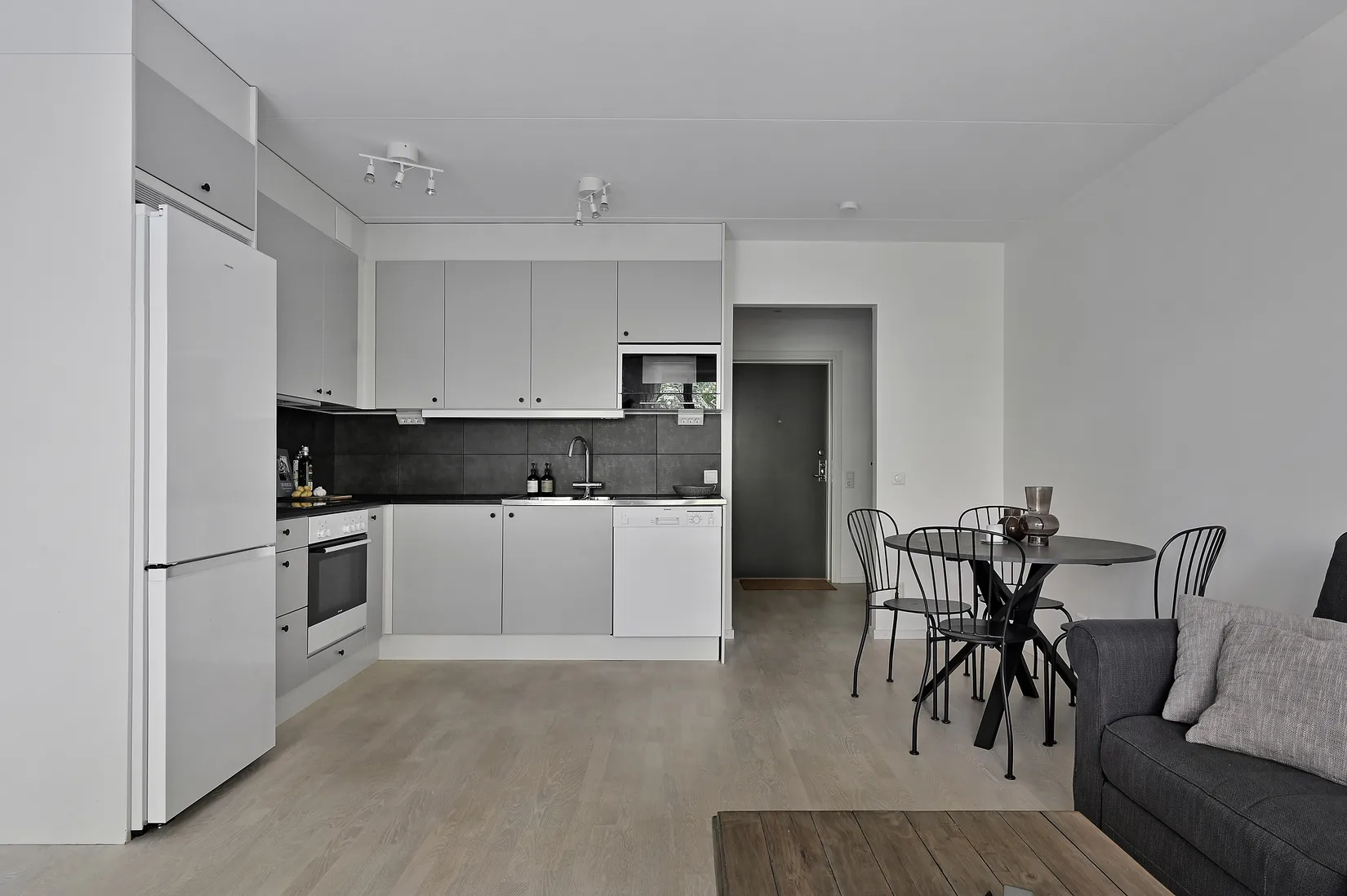 Bostadsrätt, Ågesta broväg 54, Farsta Strand, Stockholm