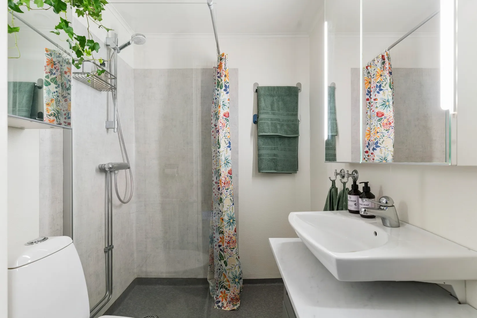 Bostadsrätt, Hagmarksvägen 17B, Haga, Umeå