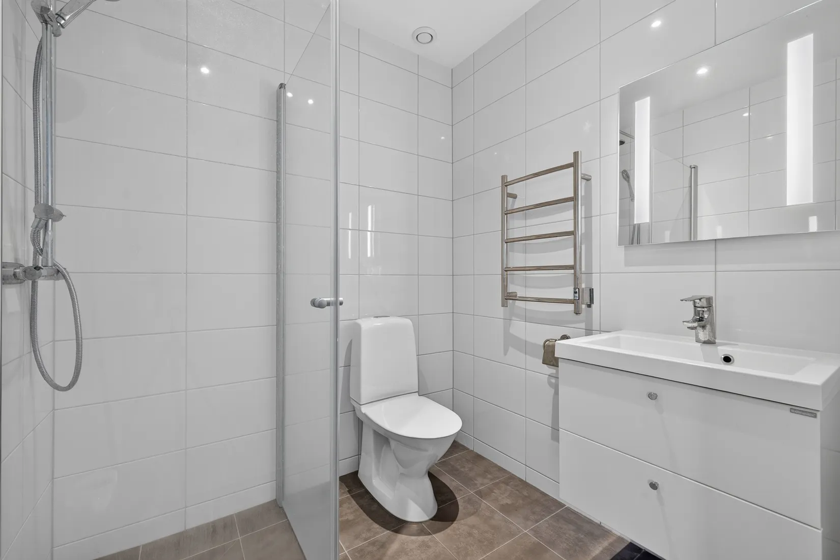 Bostadsrätt, Flaggatan 14B, Lanna, Lekeberg