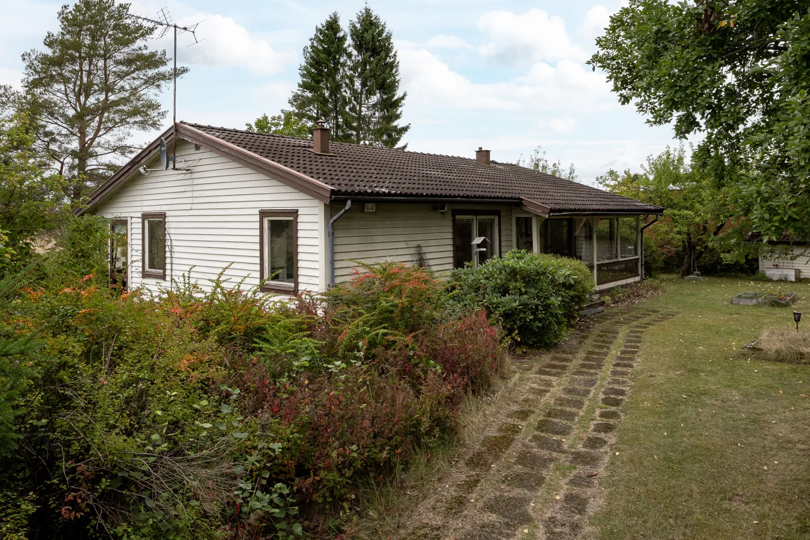 Villa, Hällby 175, Västerfärnebo, Sala
