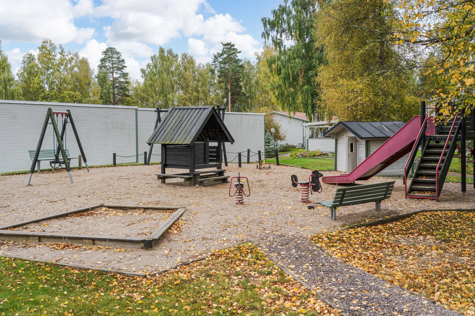 Radhus, Januarivägen 37B, Brogetorp, Flen