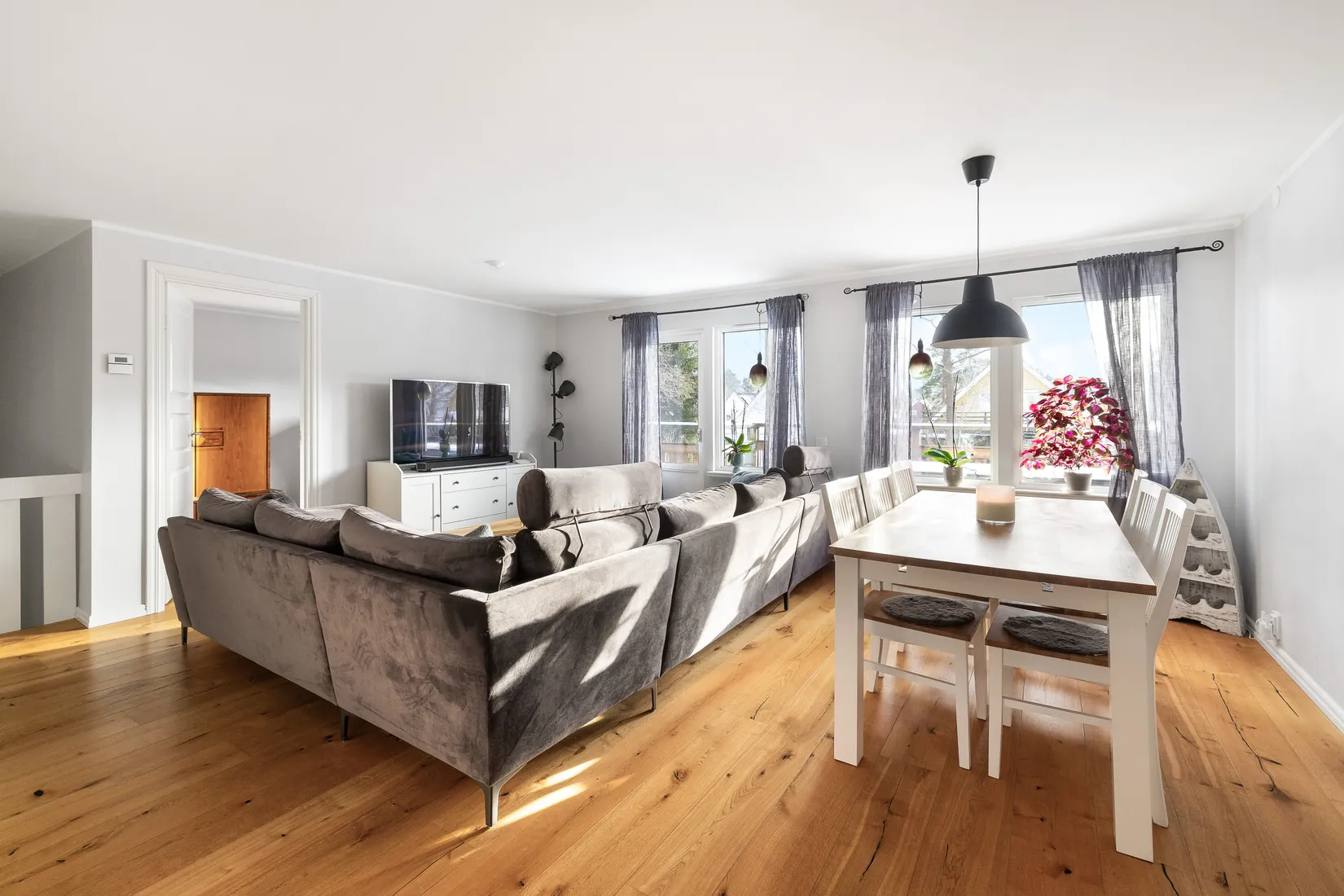 Villa, Talltitevägen 3, Margretelund-Tråsättra, Österåker