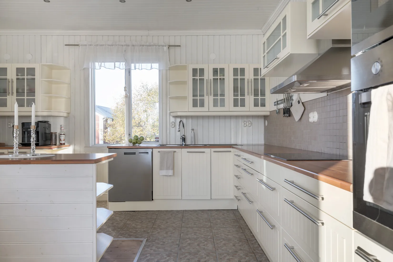 Villa, Tjäruholmsvägen 1, Jämtön, Luleå