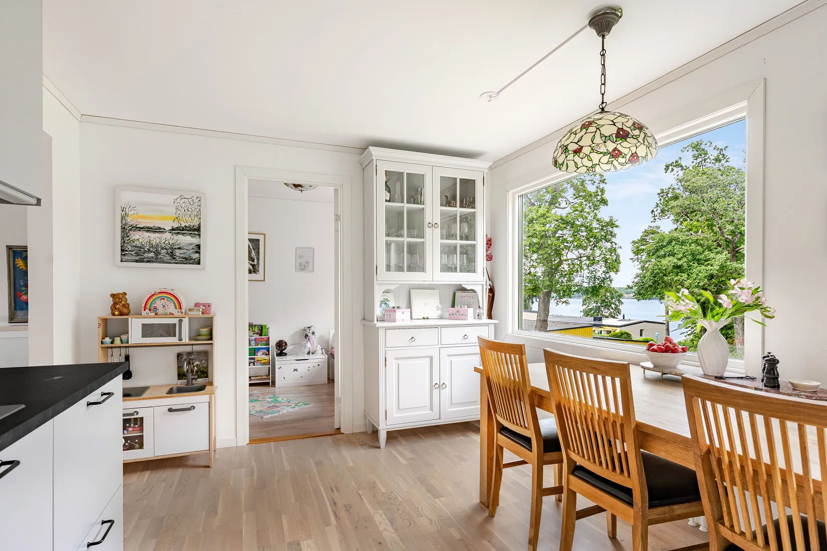 Radhus, Örtagårdsvägen 19, Ulvhäll/Fridhem, Strängnäs