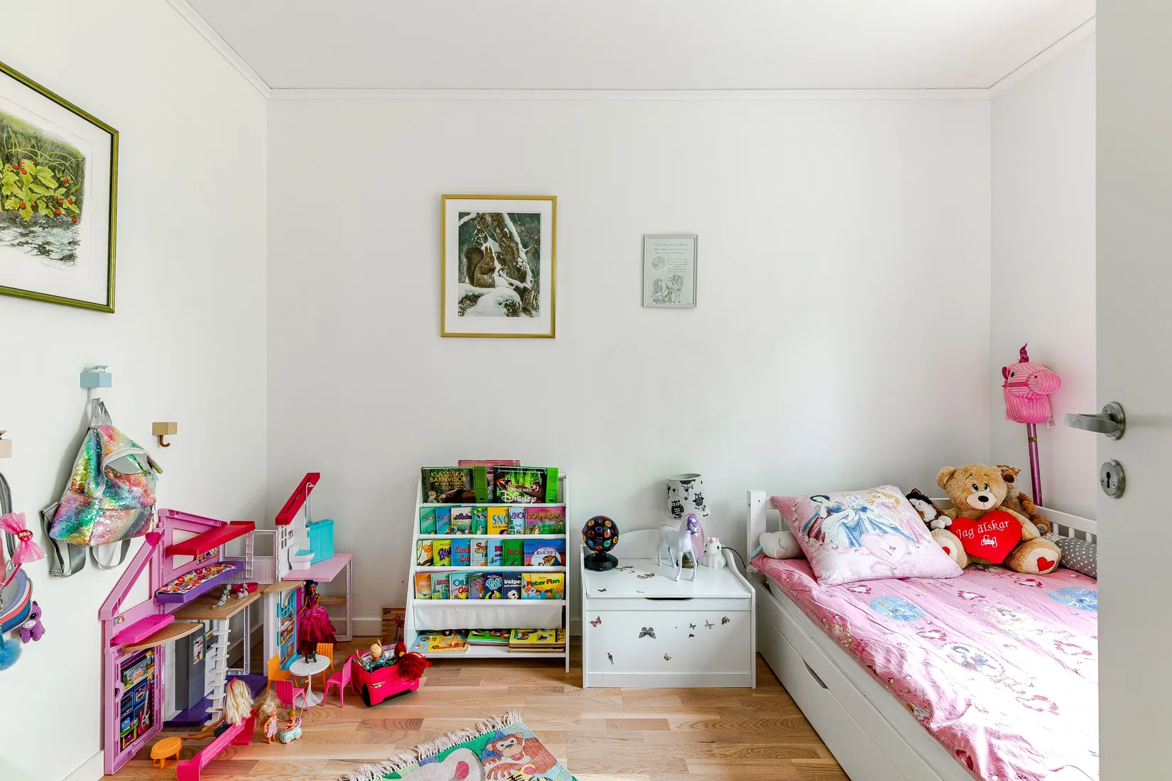 Radhus, Örtagårdsvägen 19, Ulvhäll/Fridhem, Strängnäs