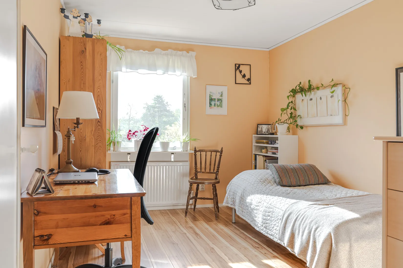 Radhus, Mårdstigen 12, Katrineholm Värmbol, Katrineholm