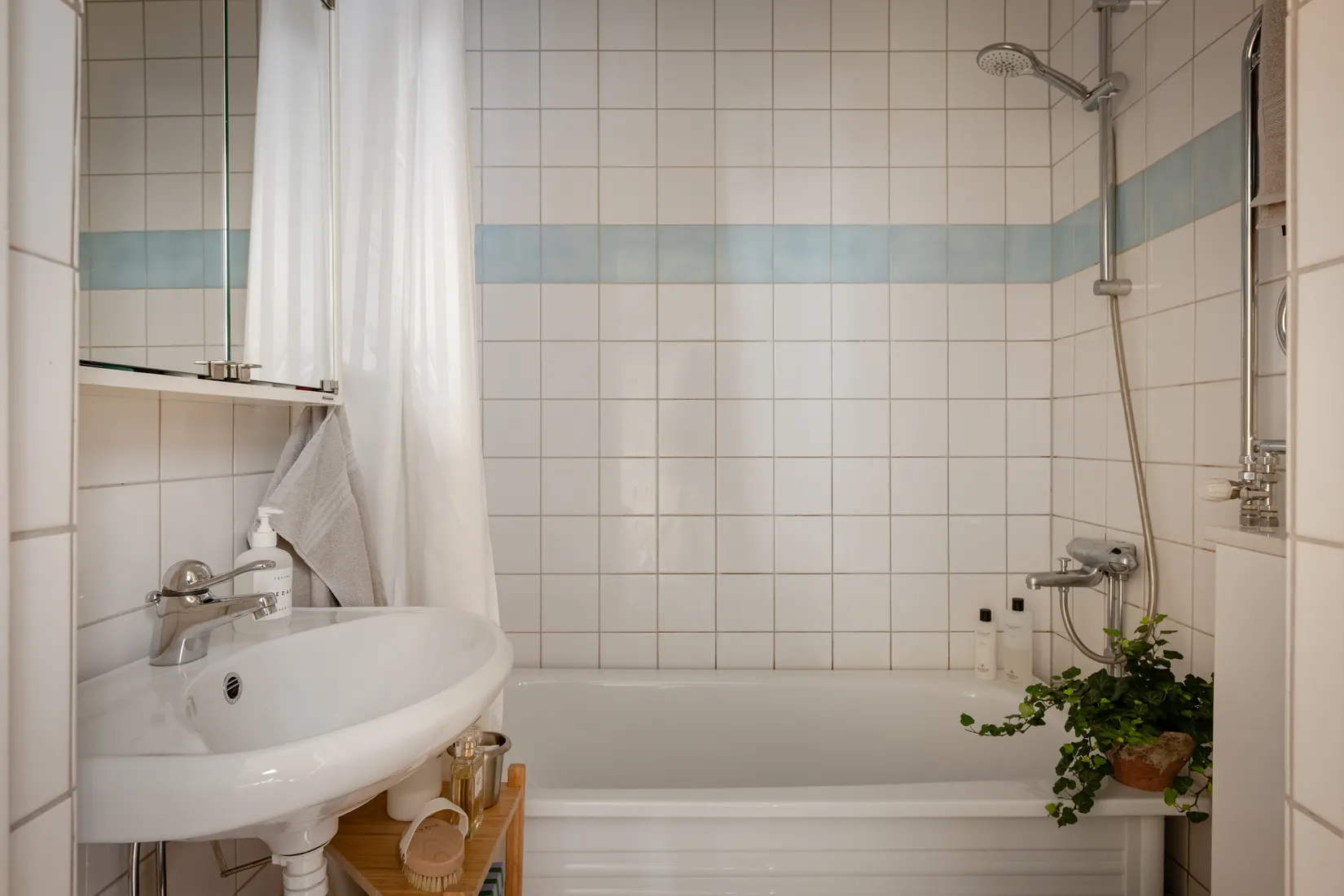 Bostadsrätt, Skebokvarnsvägen 289, Högdalen, Stockholm