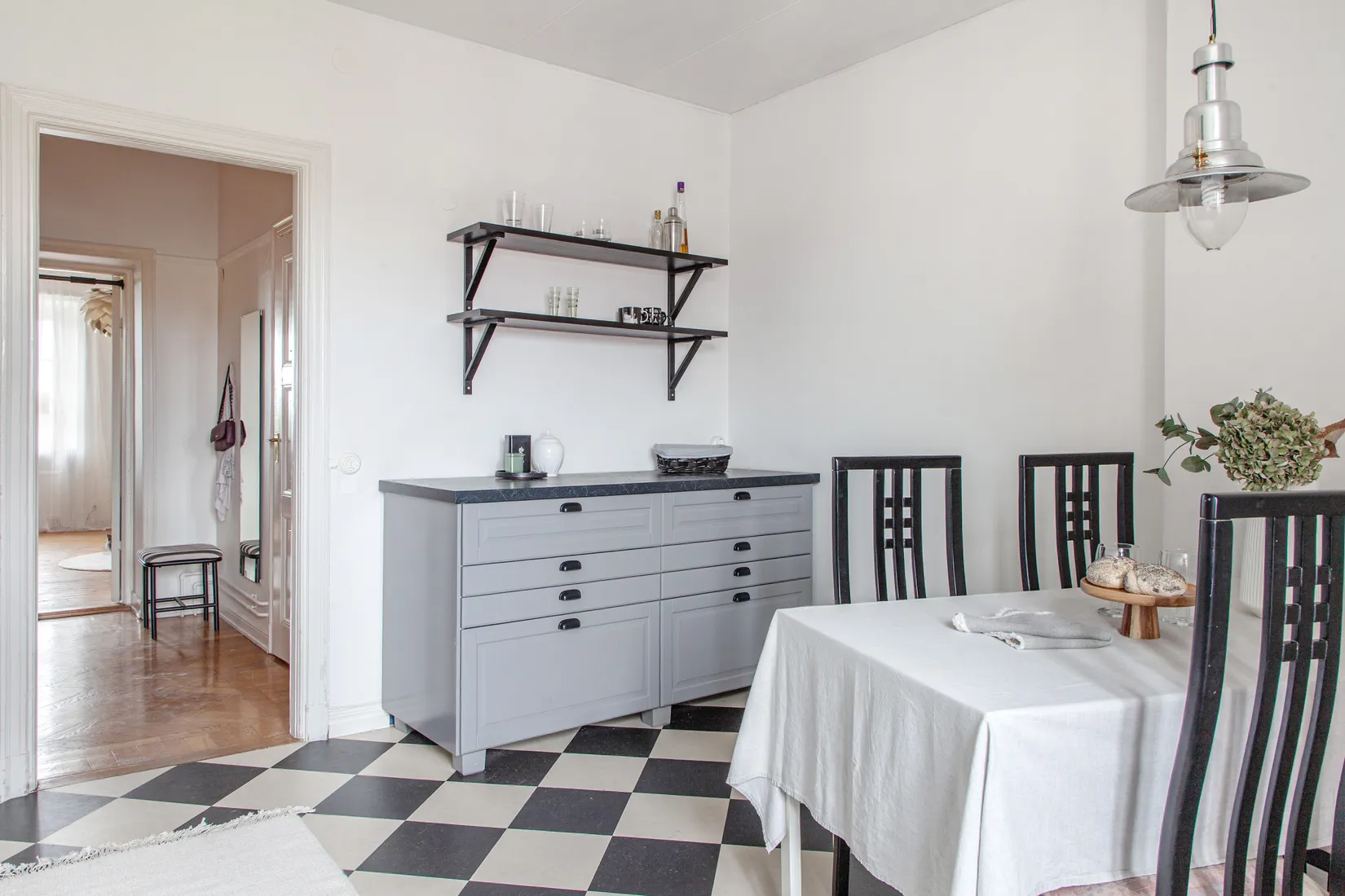 Bostadsrätt, Västra Tullgatan 8, Centralt Väster, Nyköping