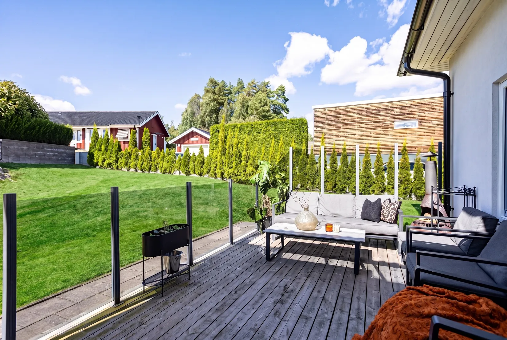 Villa, Morängatan 9, Ullvibackar, Köping