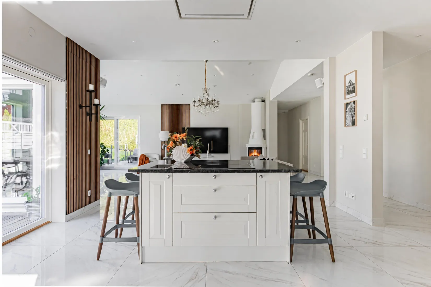 Villa, Morängatan 9, Ullvibackar, Köping