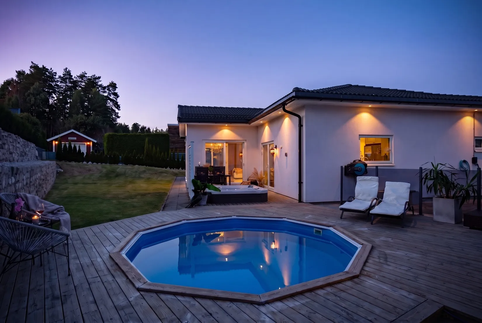 Villa, Morängatan 9, Ullvibackar, Köping