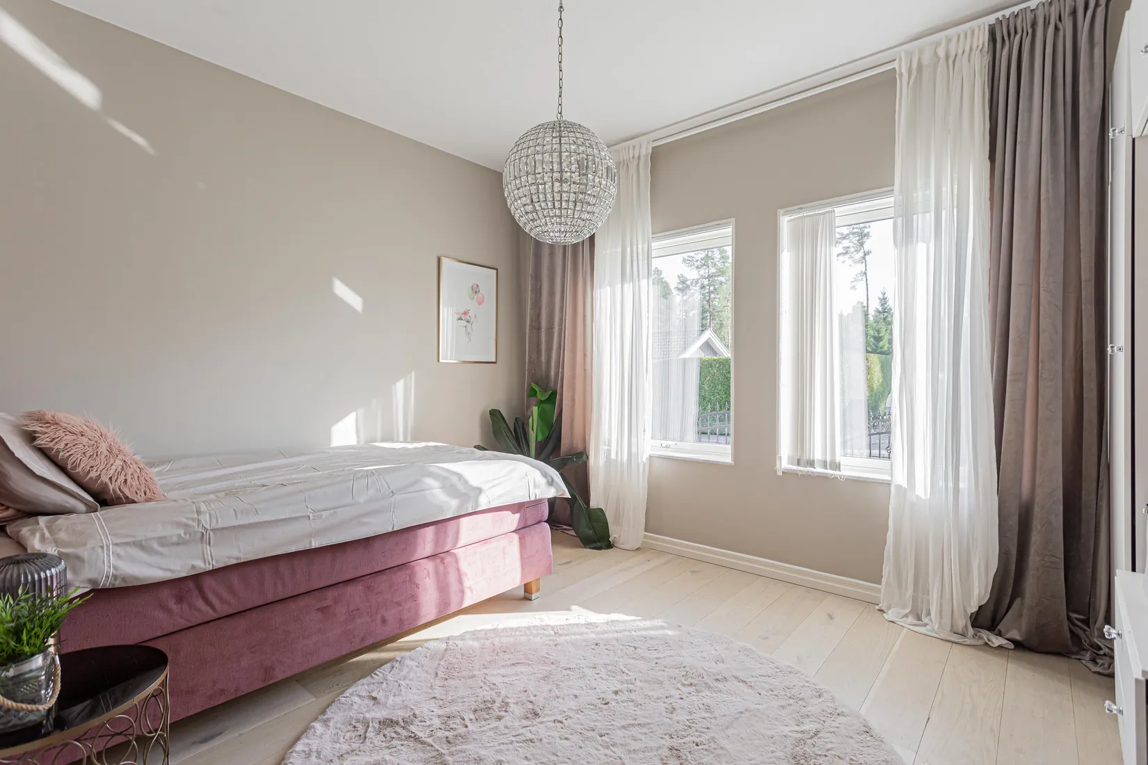 Villa, Morängatan 9, Ullvibackar, Köping