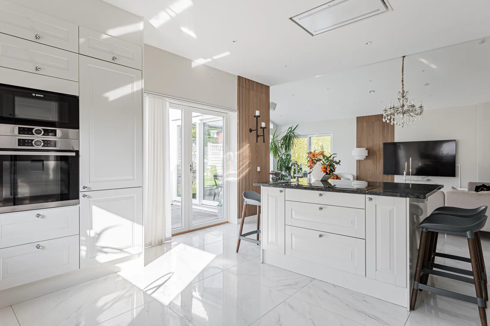 Villa, Morängatan 9, Ullvibackar, Köping