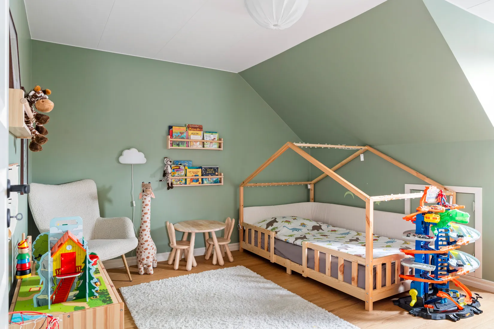 Radhus, Plåtslagaregatan 31, Åstorp