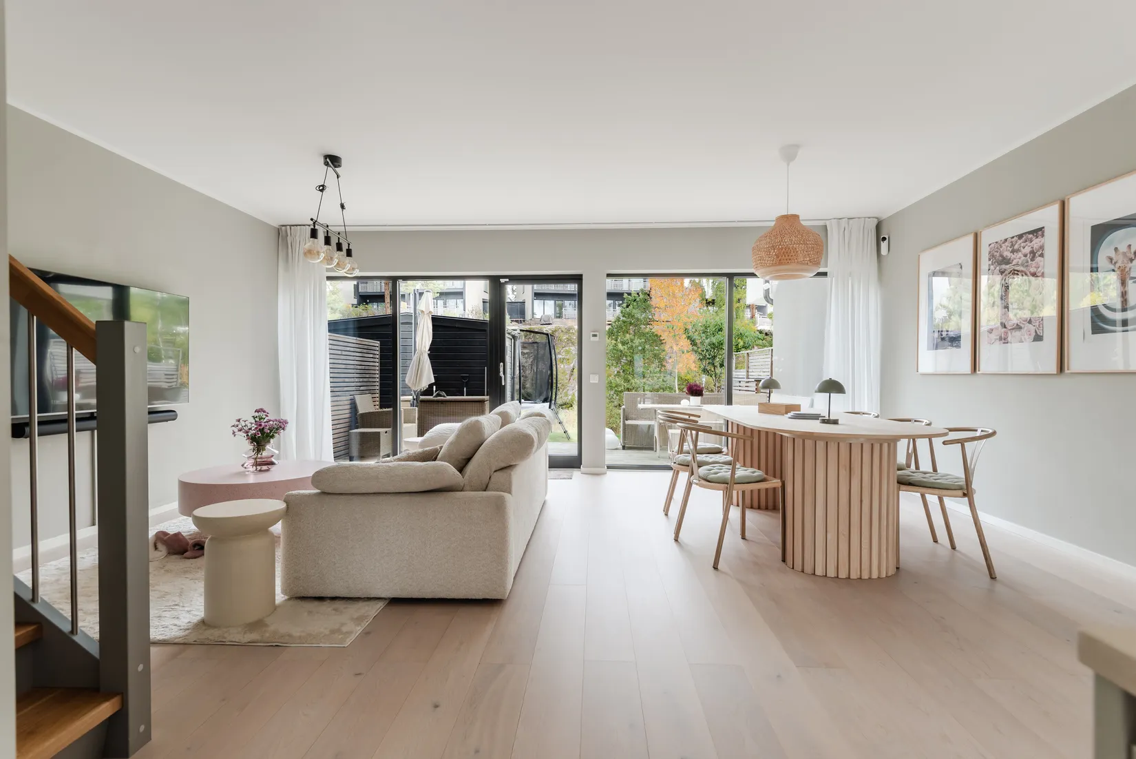 Radhus, Säljägarvägen 44, Margretelund - Tråsättra, Österåker