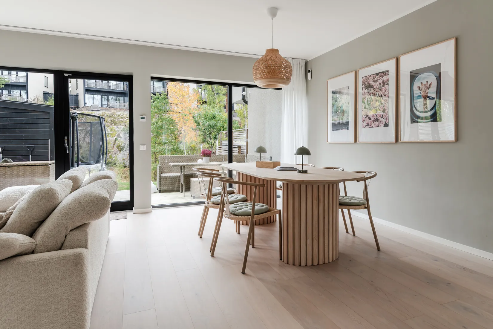 Radhus, Säljägarvägen 44, Margretelund - Tråsättra, Österåker