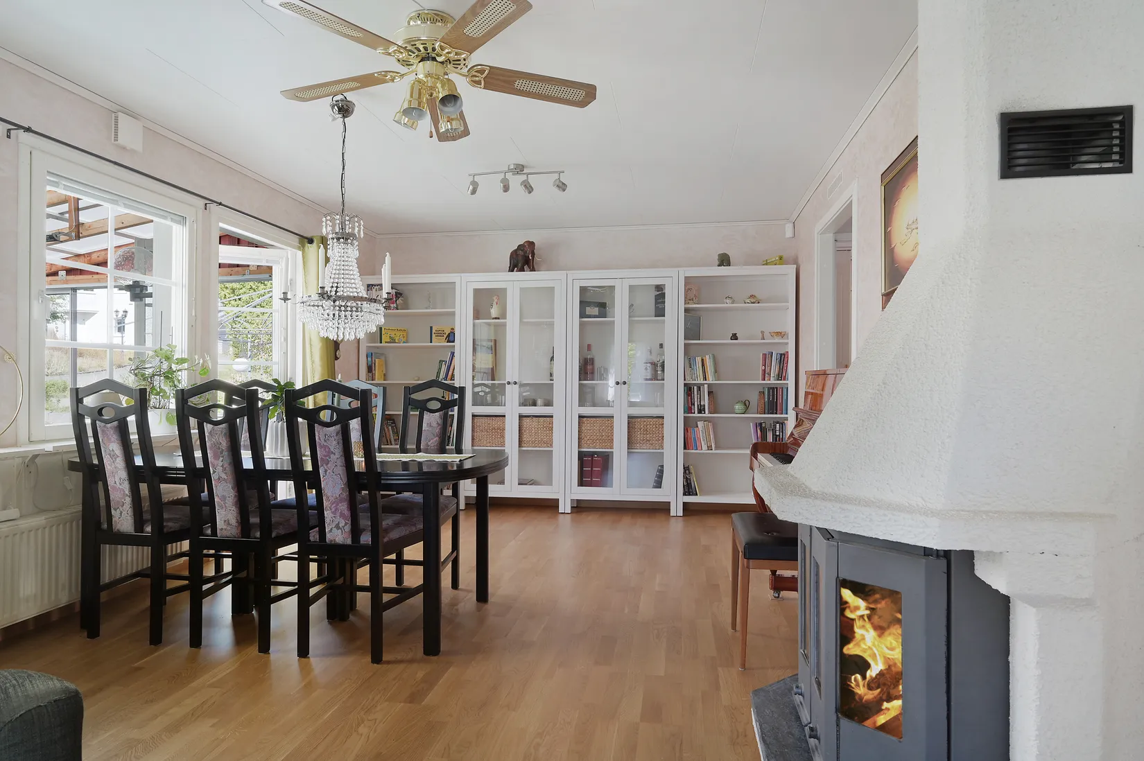 Villa, Operettvägen 20, Mörtvik, Huddinge