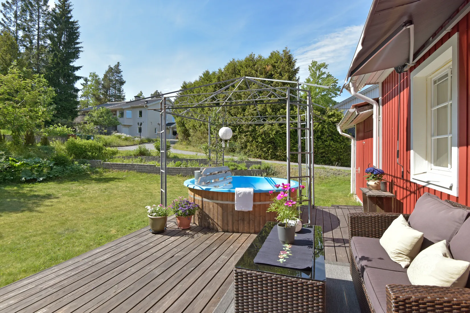 Villa, Operettvägen 20, Mörtvik, Huddinge