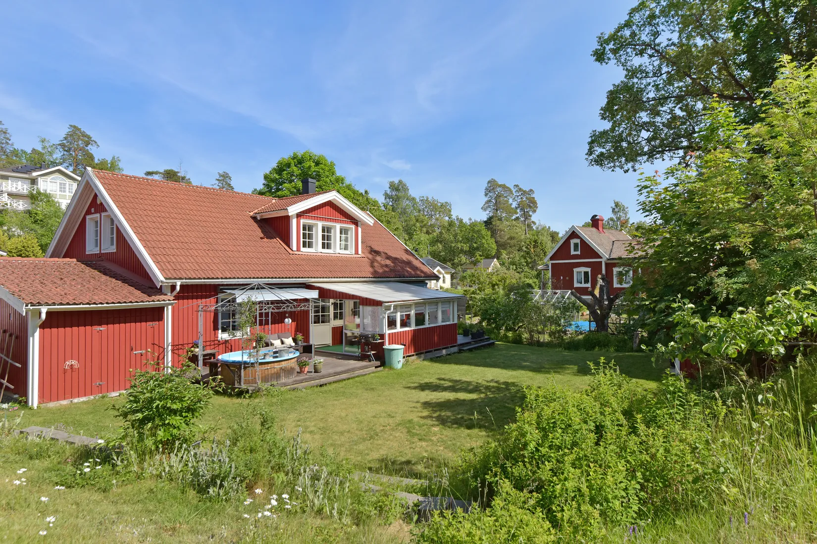 Villa, Operettvägen 20, Mörtvik, Huddinge
