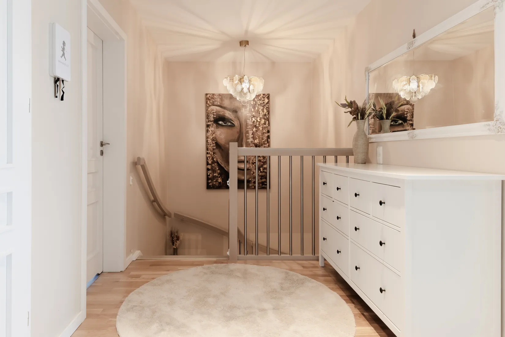 Radhus, Runvägen 35, Runö, Österåker