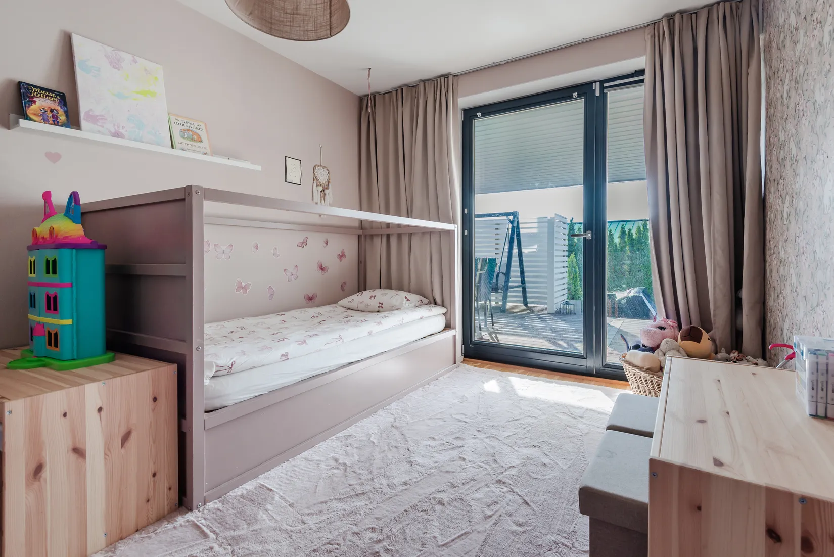 Radhus, Runvägen 35, Runö, Österåker