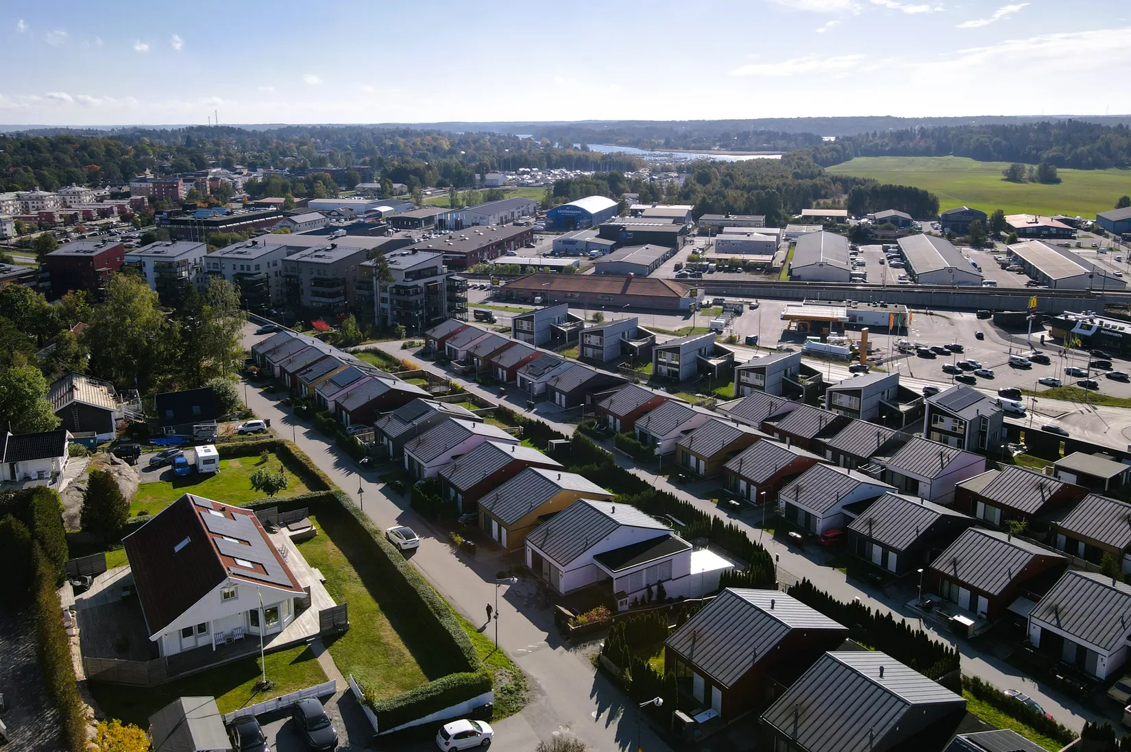 Radhus, Runvägen 35, Runö, Österåker