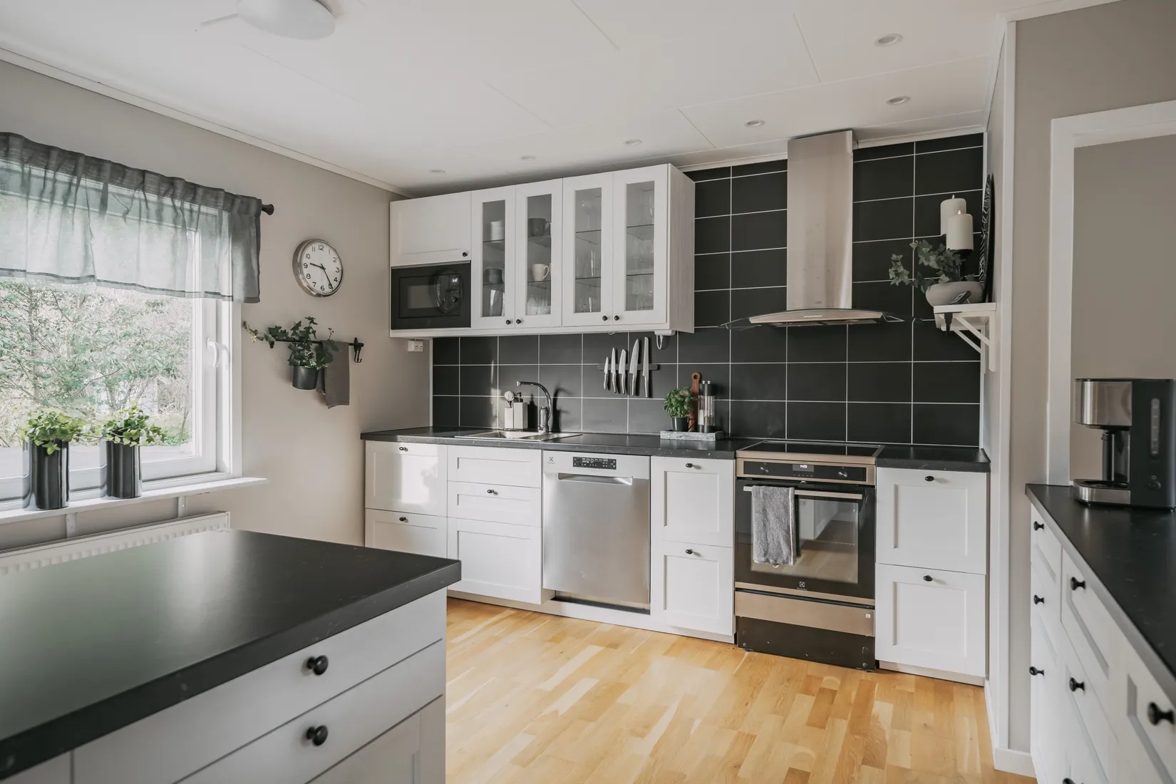 Villa, Svarvarevägen 15, Ullervad, Mariestad