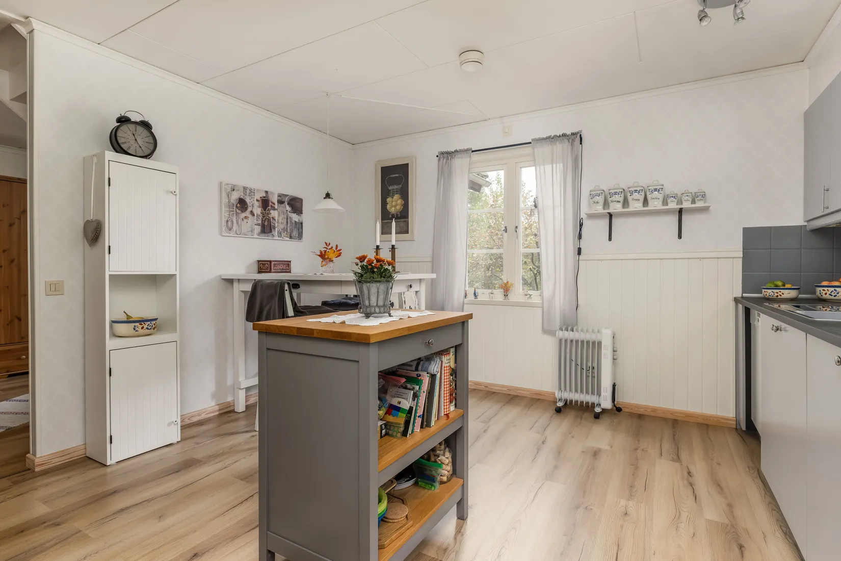 Villa, Kolaresvägen 16, SMEDJEBACKEN Kolares, Smedjebacken