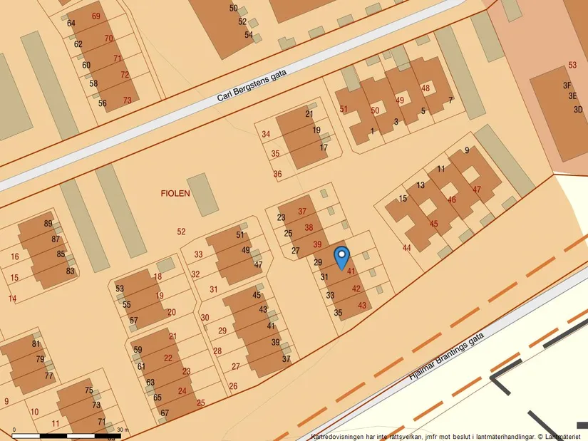 Radhus, Carl Bergstens gata 31, Klockaretorpet, Norrköping