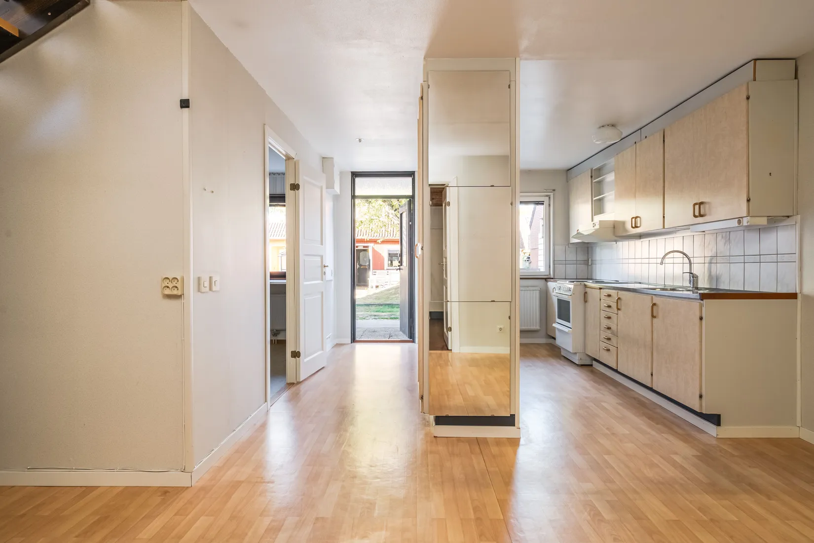 Radhus, Carl Bergstens gata 31, Klockaretorpet, Norrköping