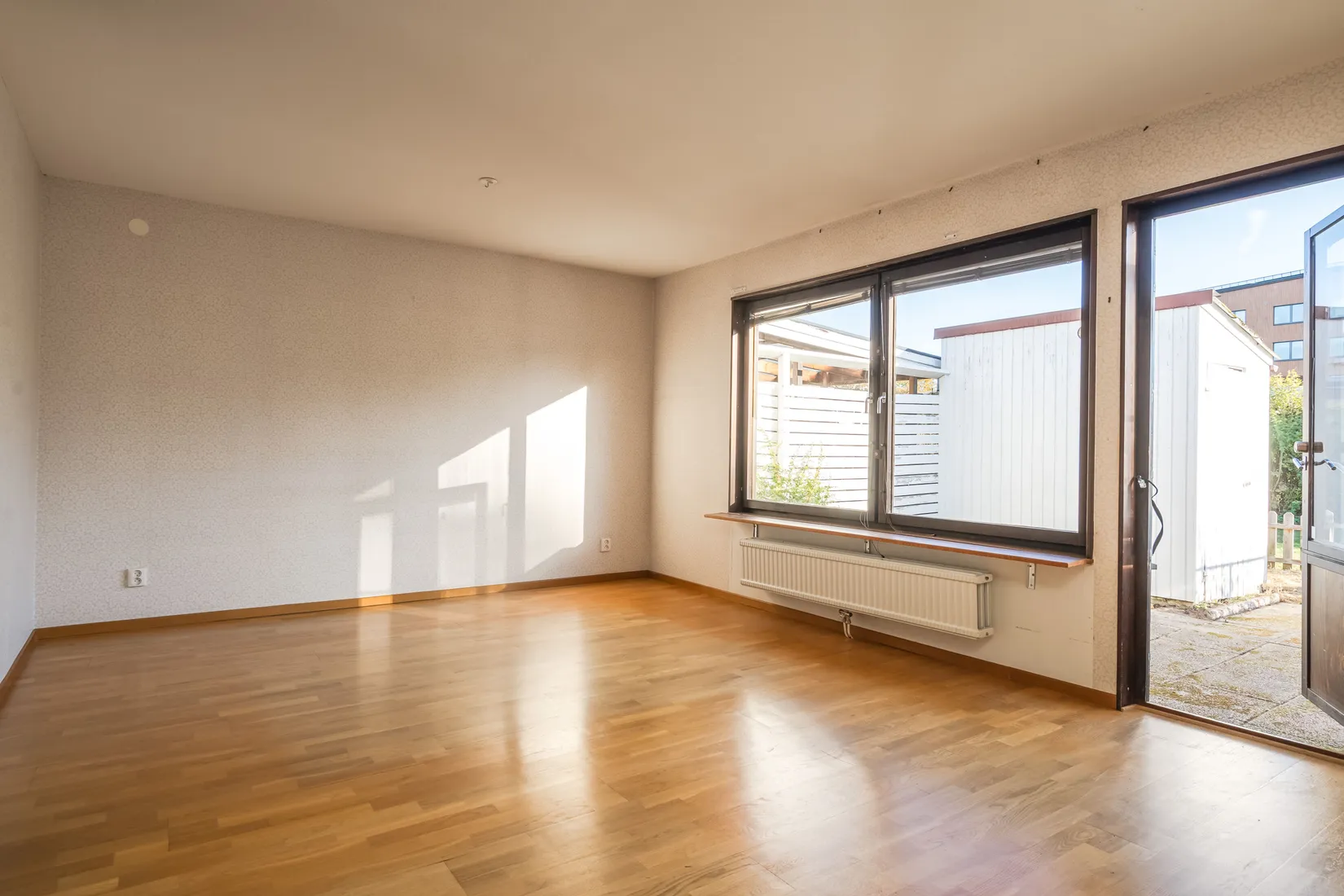 Radhus, Carl Bergstens gata 31, Klockaretorpet, Norrköping