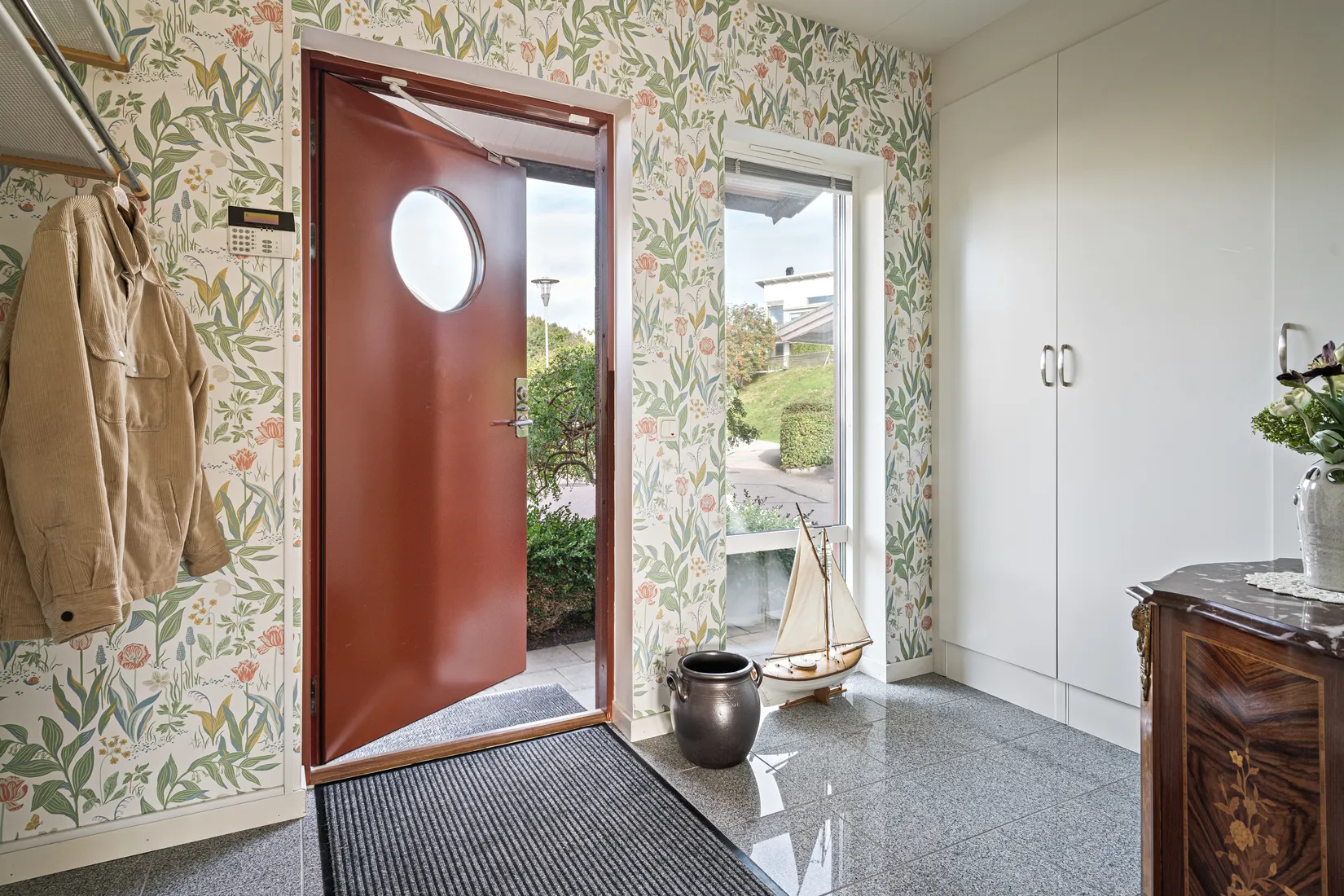 Radhus, Falkebovägen 17, Torslanda - Amhult, Göteborg