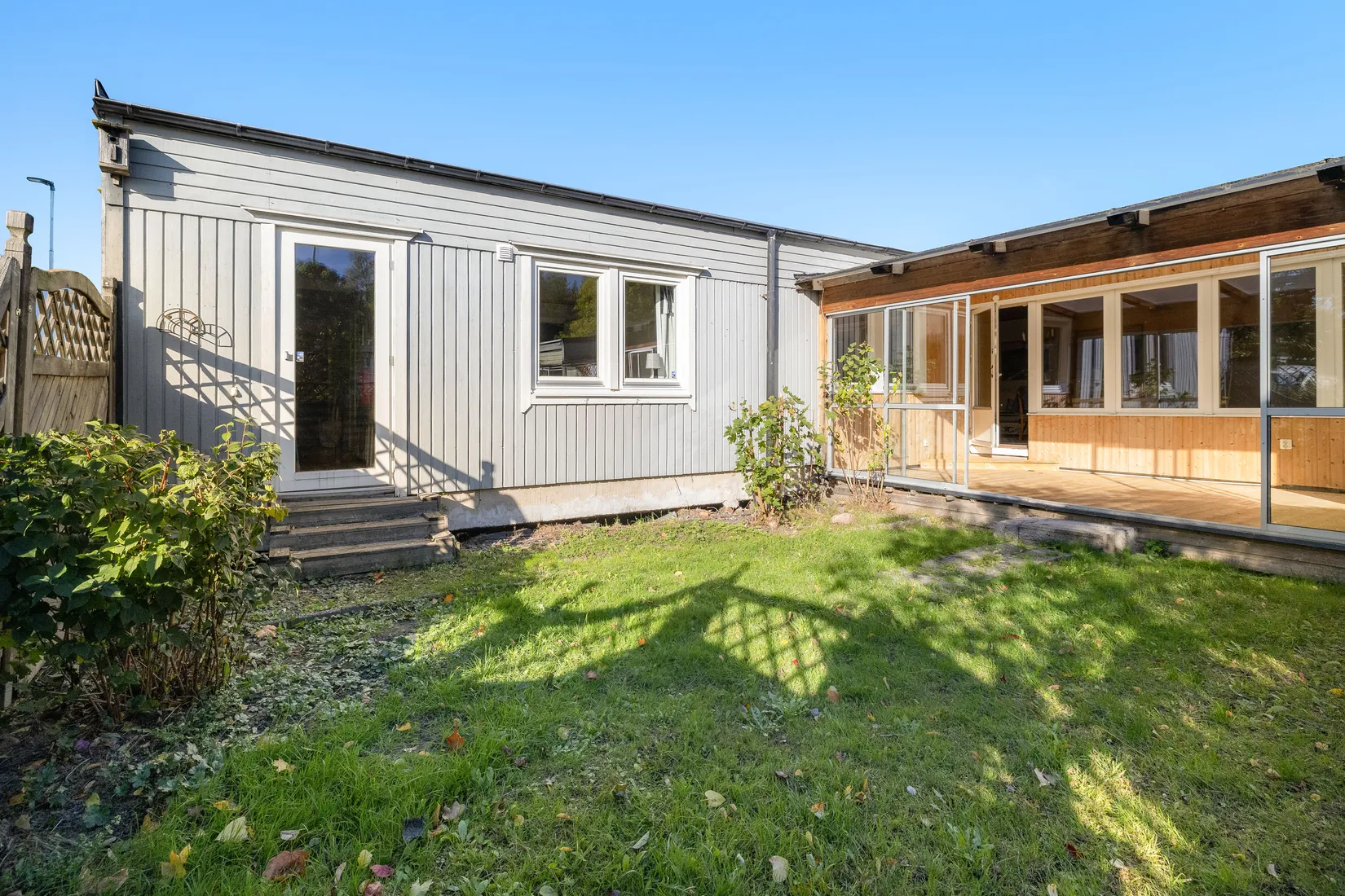 Radhus, Söravägen 99, Söra, Österåker