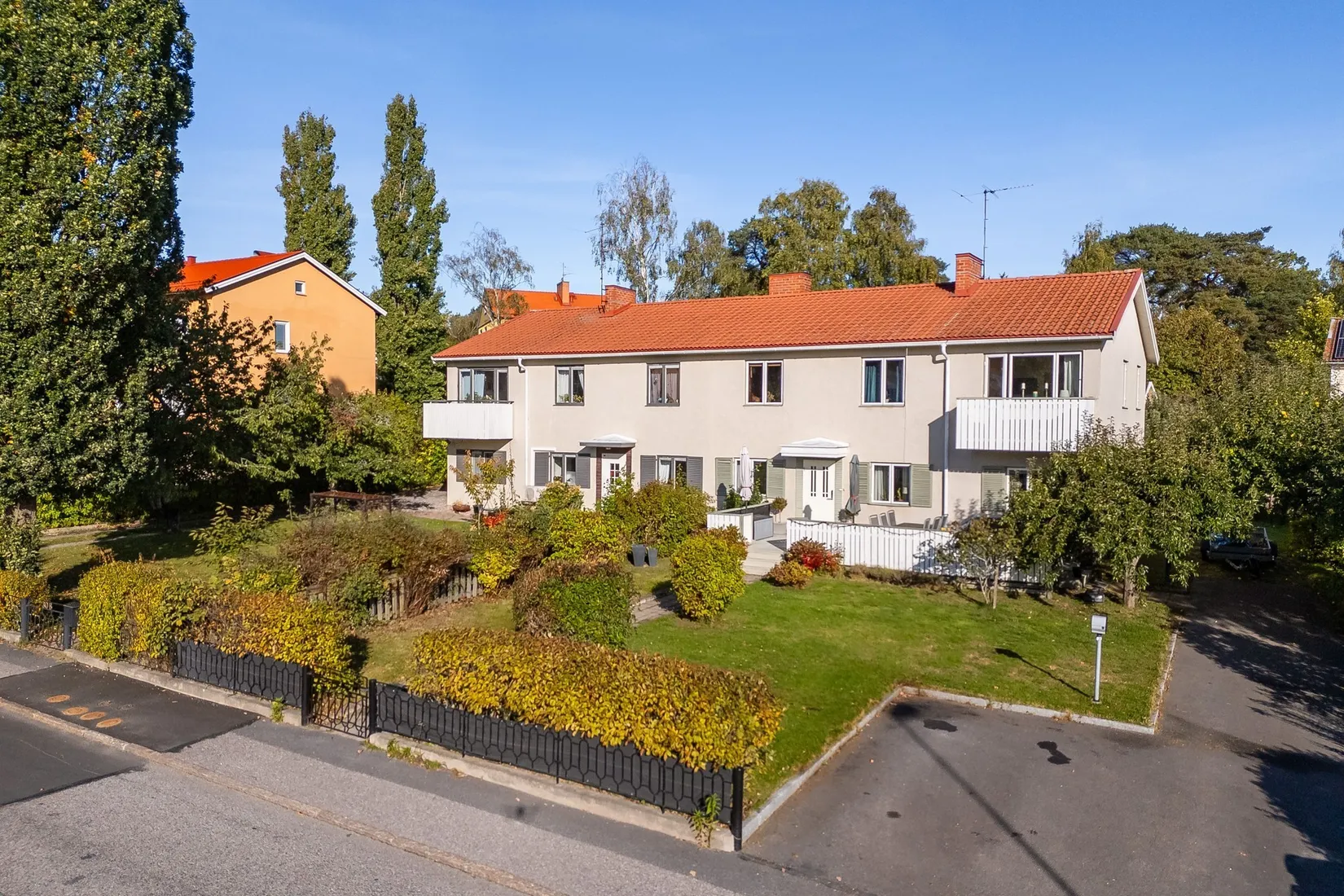 Radhus, Tingstugatan 30A, Centrala Strängnäs, Strängnäs